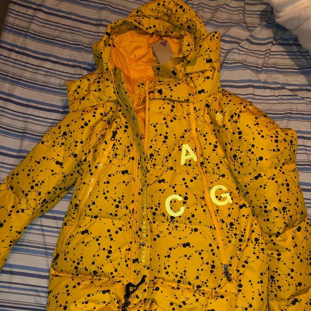 NIKE LAB ACG DOWN-FILL YELLOW JACKET MENS PARKA